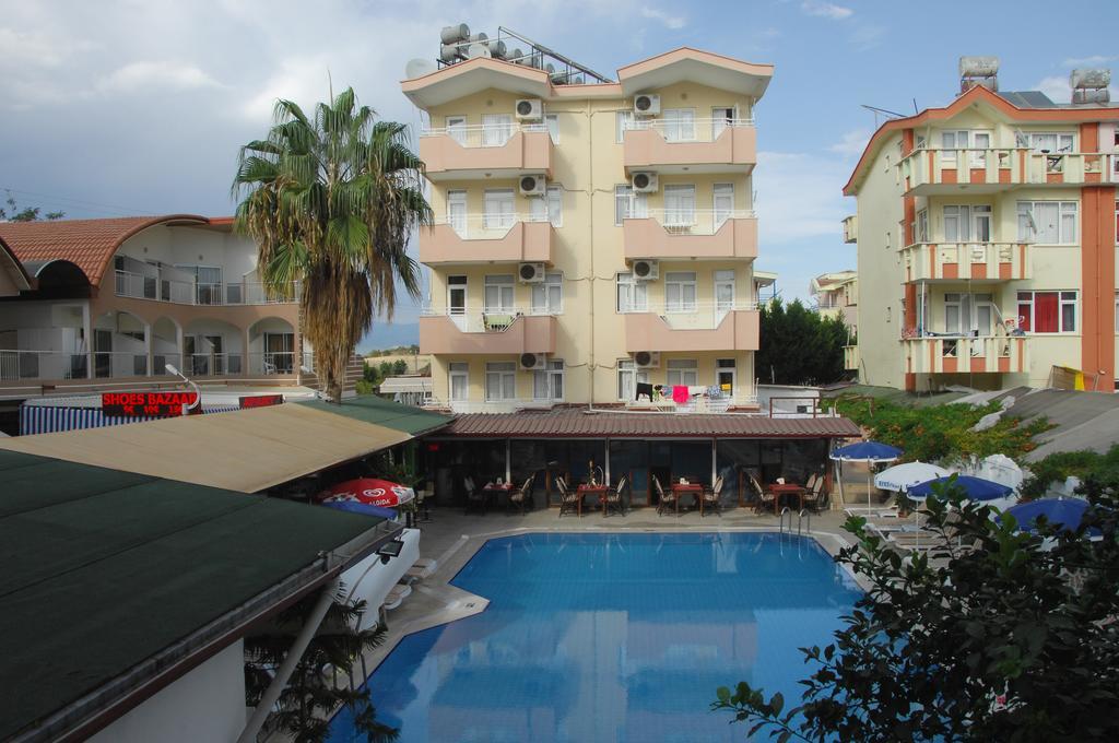 Side Orientt Apartments Bagian luar foto
