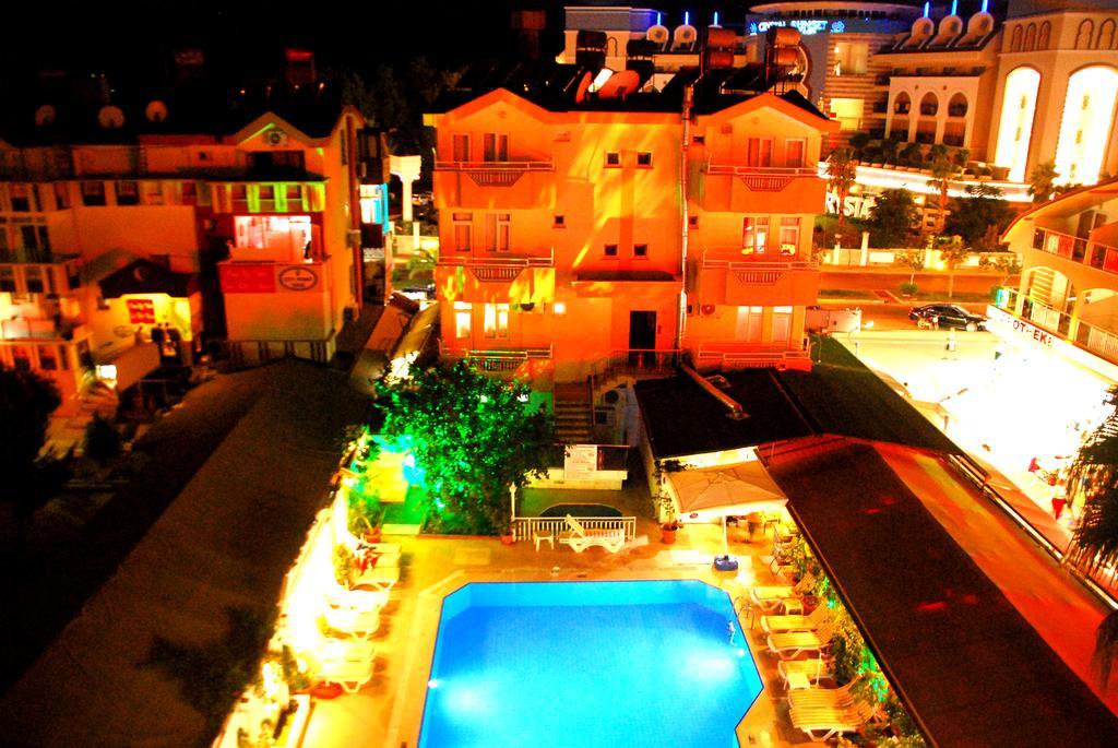 Side Orientt Apartments Bagian luar foto