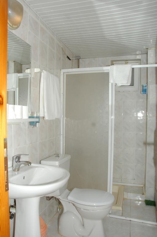 Side Orientt Apartments Bagian luar foto